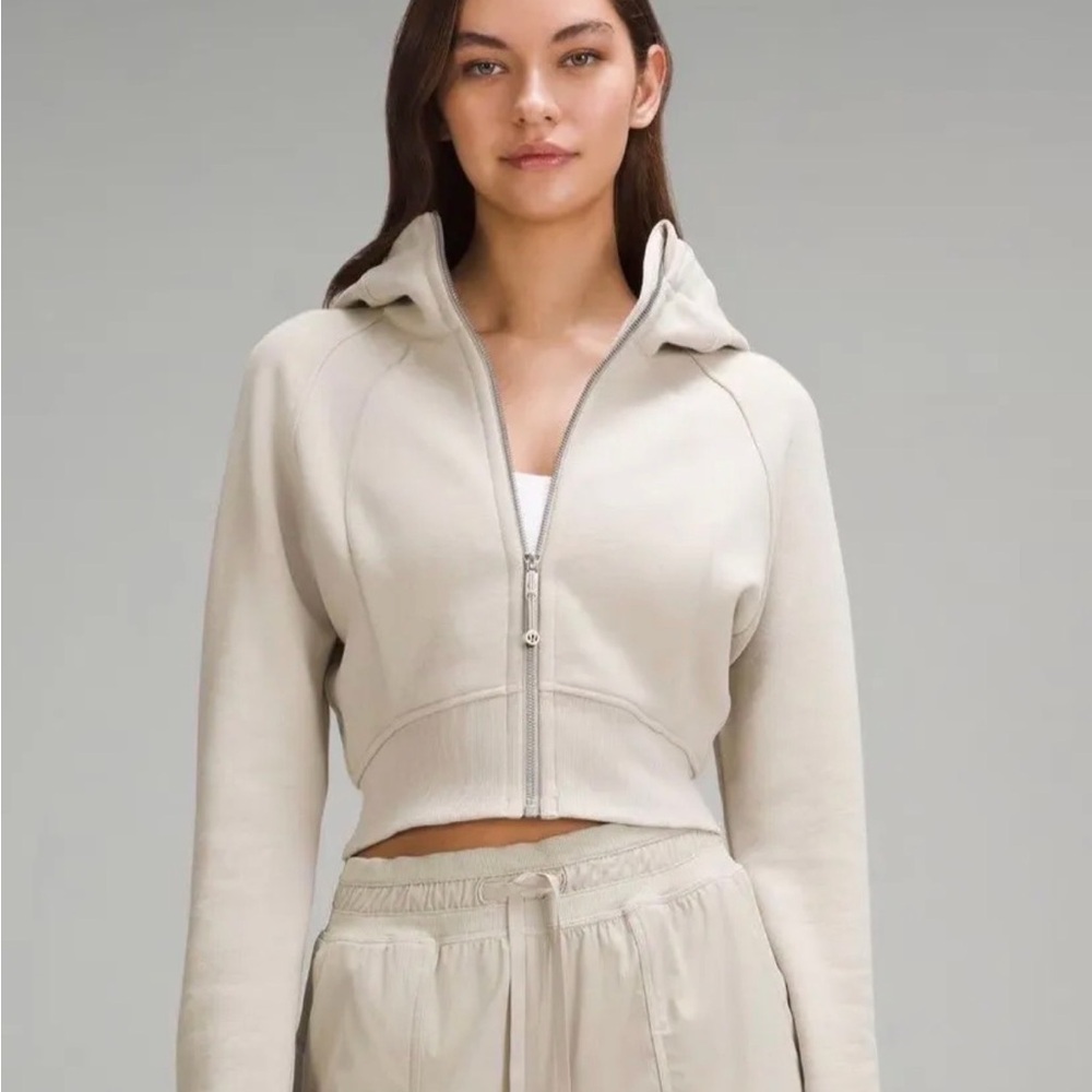 Lululemon Scuba Cropped